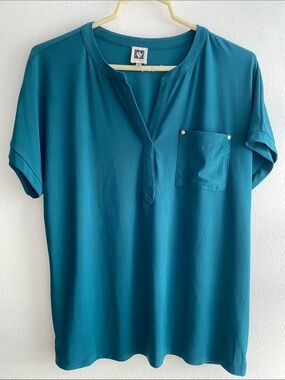 Anne Klein Teal Split V-Neck Short Sleeve Top with Pocket